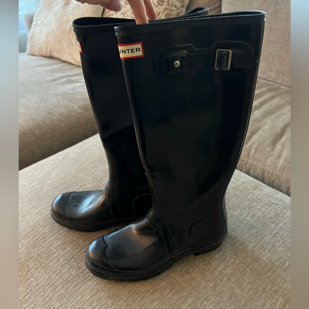 Hunter black rain boots